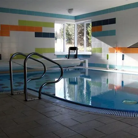 Hotel Rekreacne Zariadenie Crocus 2*